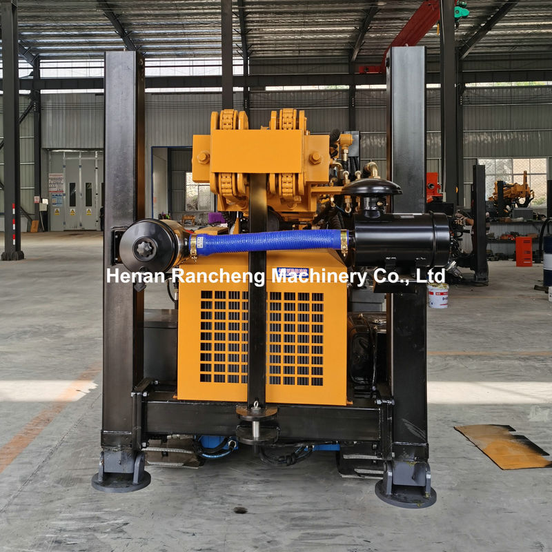 180m Deep Rock RCF180C Crawler déplaçant une plateforme de forage multifonctionnelle en stock