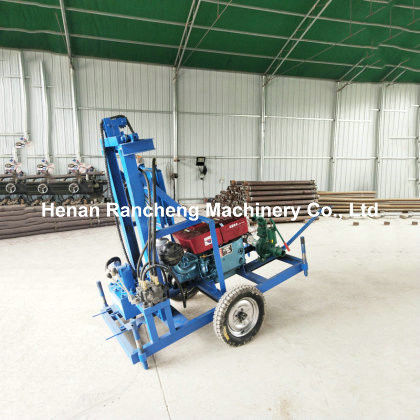 Puissante machine de forage de puits d'eau portable pour une profondeur de forage de 150 m et un diamètre de 450 mm