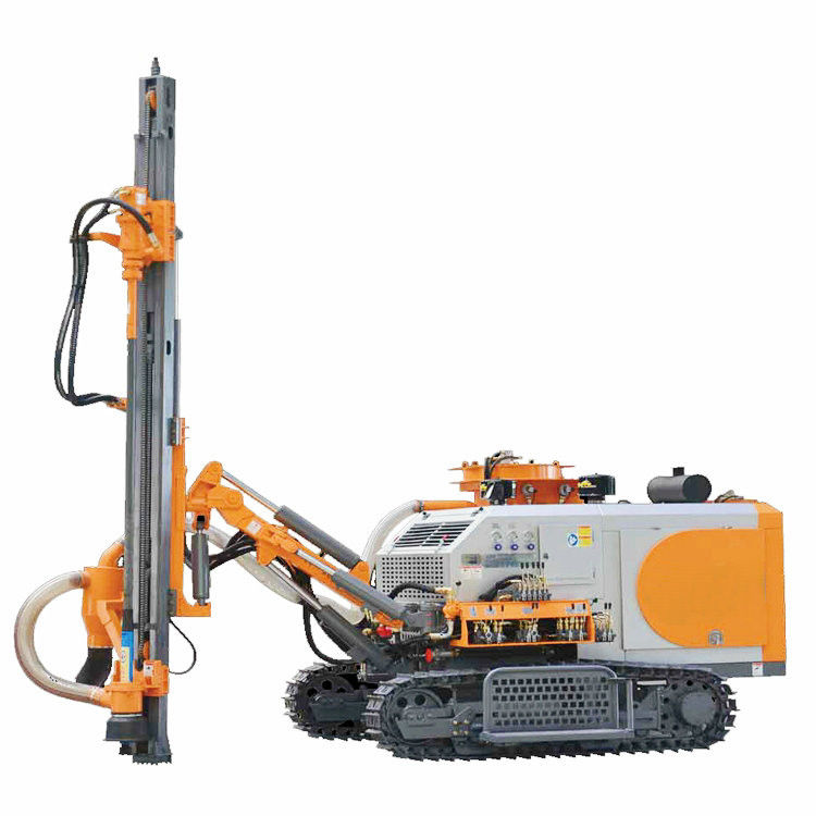 22m de profondeur DTH vers le bas de la plateforme de forage de trou 193HP moteur diesel 80mm - 118mm portée de trou