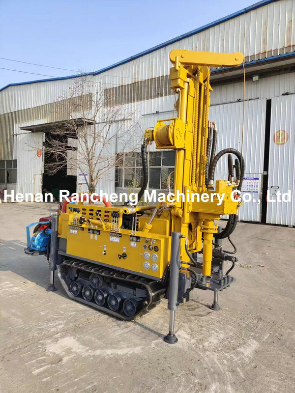 RCF150S 150m profondeur Compact Rubber Track Machine de forage de puits d'eau avec moteur Yuchai 42KW