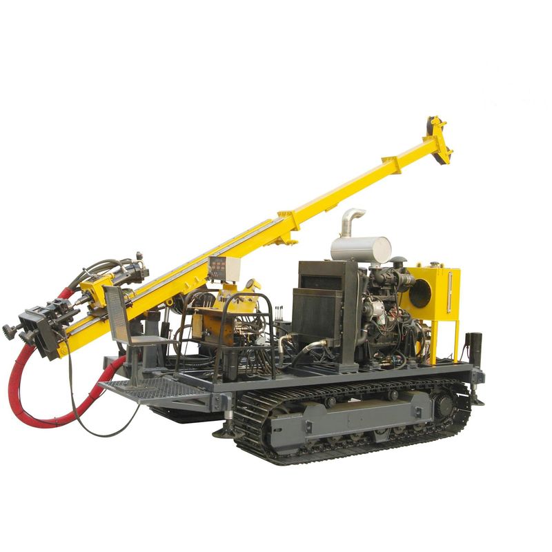 Machine de forage au noyau montée sur un gratte-ciel 1700m - 3000m Profondeur moteur diesel 370HP