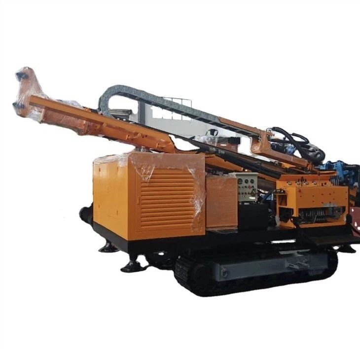150 m Profondeur de forage Rig de forage RC 1,2 km/h Vitesse de marche Rig de forage hydraulique à rampe