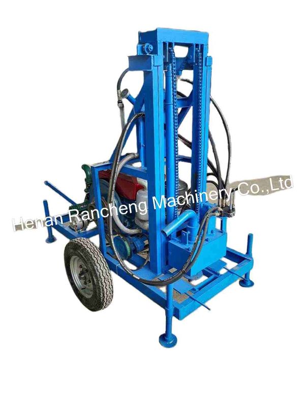 Puissante machine de forage de puits d'eau portable pour une profondeur de forage de 150 m et un diamètre de 450 mm