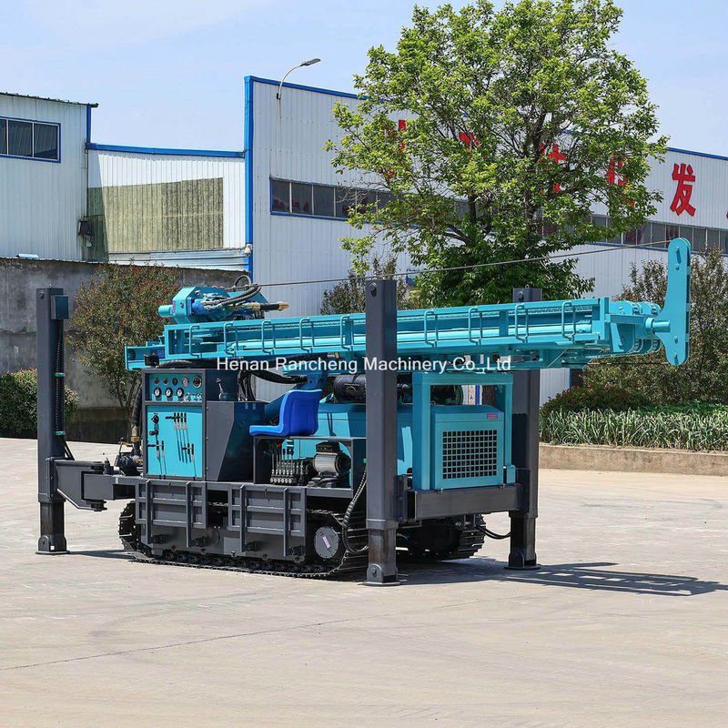 Machine de forage de puits d'eau à haute performance de 350 m de profondeur de forage montée sur un gratte-ciel avec un moteur Yuchai de 91 kW