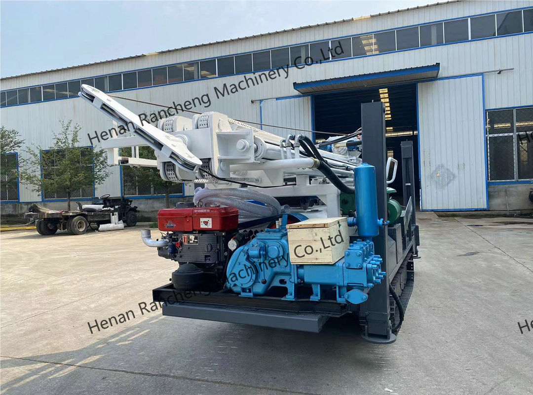 Machine de forage de puits d'eau de 1000 m de profondeur 105 mm - 800 mm Dia 179KW Rig de forage de puits profonds