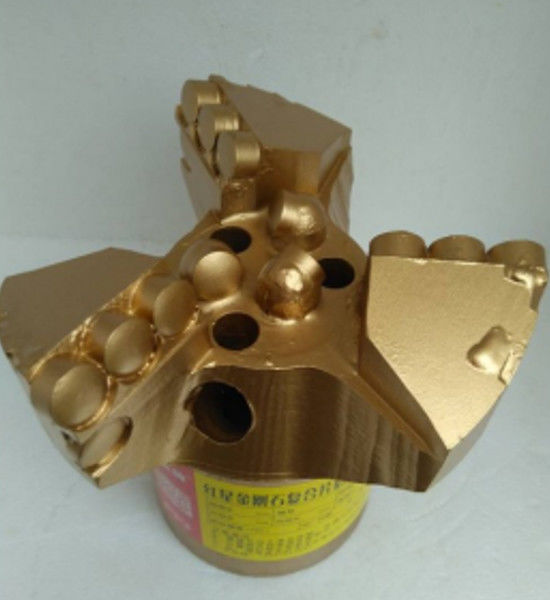 API 7-1 Corps en acier de 24 pouces PDC Bit pour le forage de puits de pétrole, de gaz et d'eau