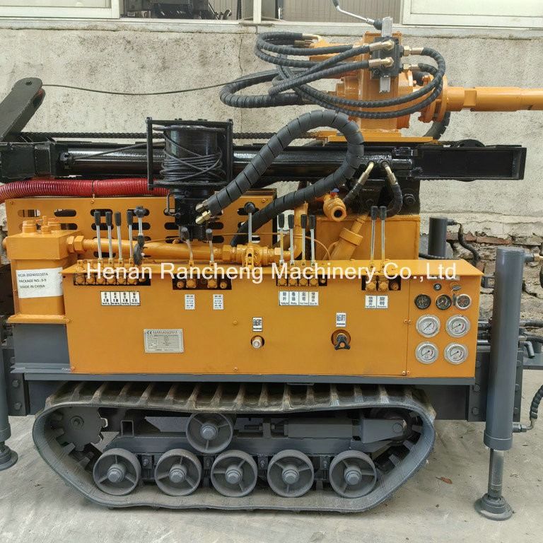 Pneumatique de forage de puits d'eau de 180m multi-fonction Crawler monté avec 55KW Quanchai Diesel