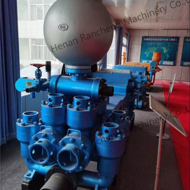 Puissance de 185 kW 7MPa Pompes à boue de forage à pression maximale pour projets de puits d'eau profonde de 1000 m 7200 kg