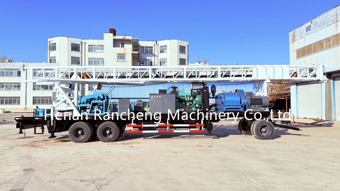 Forage de puits d'eau avec moteur diesel Cummins de 132 kW pour forage d'eau de 600 m