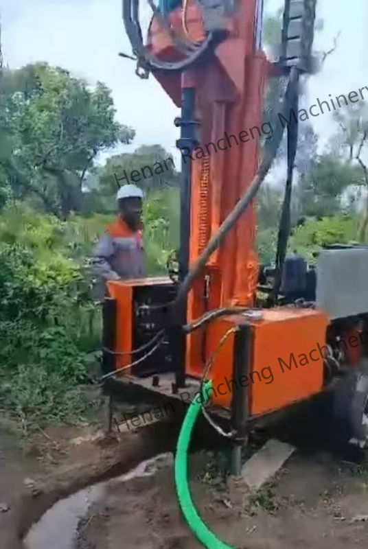 Small Hydraulic Wheel Type Water Drilling Rig 200m Borehole Drilling Machine for sale