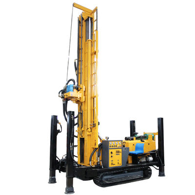 Forage de puits d'eau monté sur rampon 91 kW Moteur 55 r/min - 115 r/min Vitesse de rotation