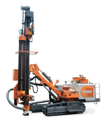 Profondeur de forage de 23 m Piste hydraulique DTH Forage 125 HP Moteur diesel