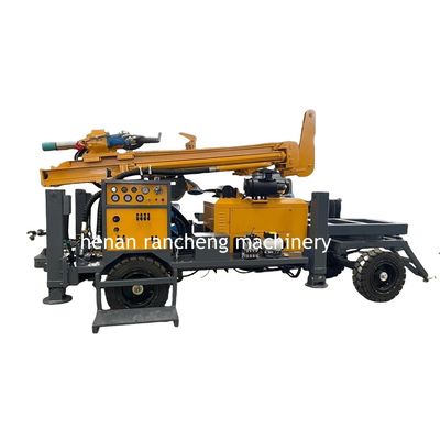 Forage de forage à quatre roues motrices Profondeur 220 m Avec moteur de 65 kW de haute puissance
