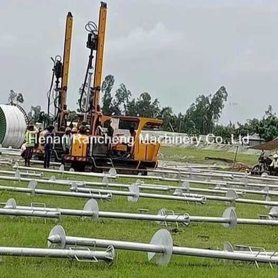 Un pilote solaire avec un moteur de 39 kW pour une profondeur de 170 cm et un poids de 2,8 tonnes